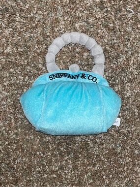 Sniffany & Co Blue Plush Dog Toy Tiffany Purse NEW
